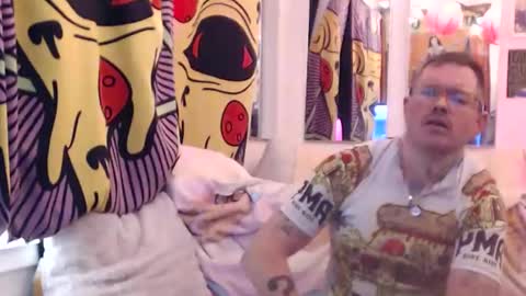 hank rams online show from December 20, 3:57 am