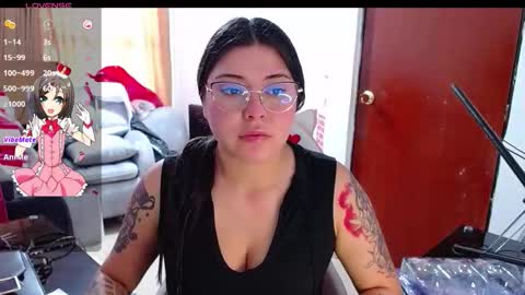 Hanna online show from December 2, 8:40 pm