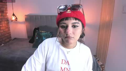 Hanna clark online show from May 22, 2:46 pm