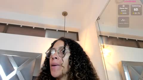 HANNA online show from September 18, 2:32 pm