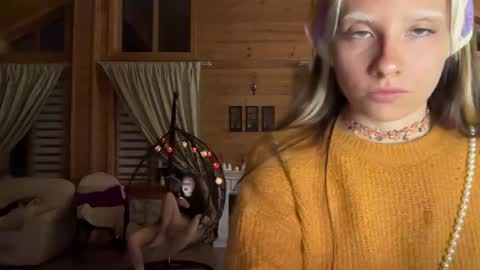 hanna_webber online show from June 23, 7:20 pm