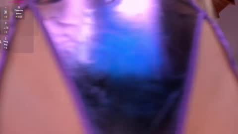  Hanna Connor  online show from March 7, 9:15 pm