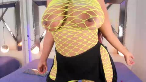     online show from January 28, 12:32 pm