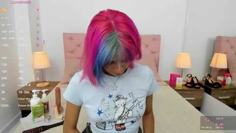 Hannah online show from May 13, 7:56 pm