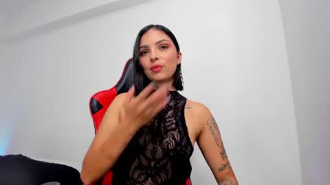 Hannah Milton online show from July 23, 1:58 am
