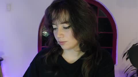 Hannah online show from December 19, 3:29 am