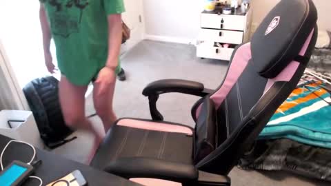 Hannah Breeze online show from February 3, 10:25 am