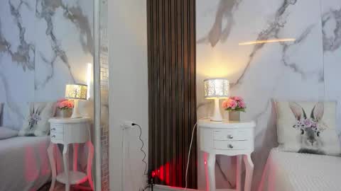 Hannahill69 online show from March 11, 5:32 am