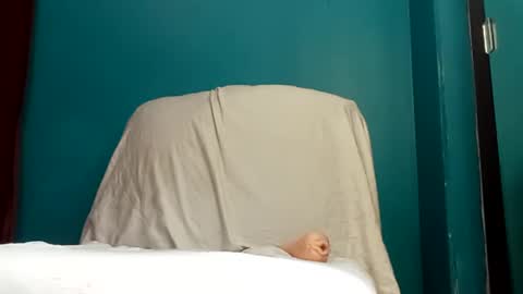 hannahnanna online show from February 23, 9:33 am