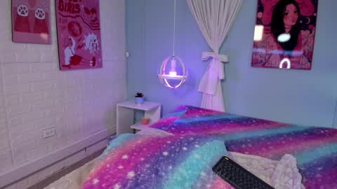 Hannah online show from December 19, 12:22 pm