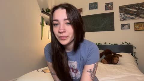 Hannah Taylor online show from March 4, 8:28 pm