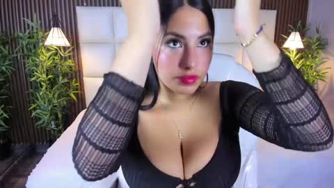 Hanna online show from March 30, 11:27 pm