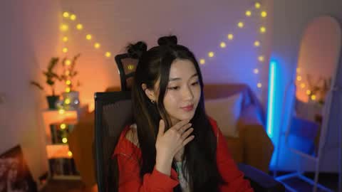 hannarosie online show from May 3, 6:58 pm