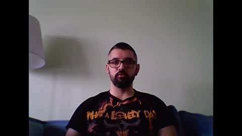 Snapshot of hannasekar chatting on October 27, 9:09 am hannasekar online show from October 27, 9:09 am