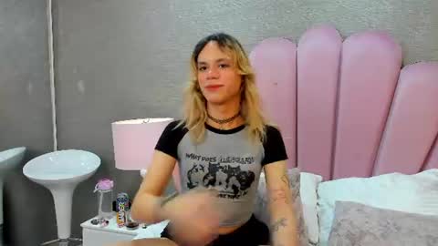 hannatayllor online show from July 7, 6:47 am