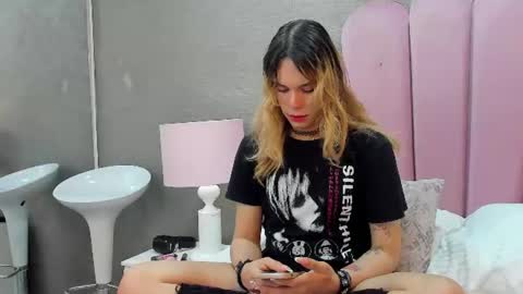 hannatayllor online show from July 8, 9:24 am