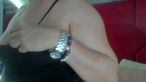 Hanny  online show from April 9, 6:19 am