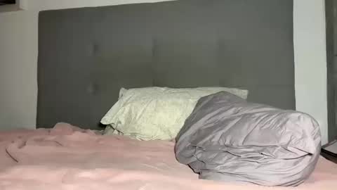 hanzlagerfelt online show from October 16, 11:14 pm