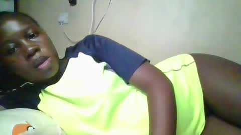 happy_dimple online show from October 14, 8:12 pm