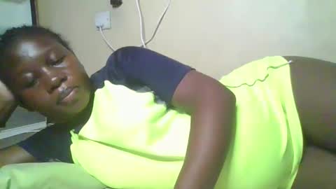 happy_dimple online show from November 30, 9:55 pm