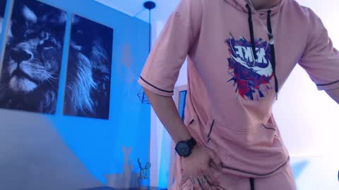 happy_hot7 online show from February 2, 6:36 am