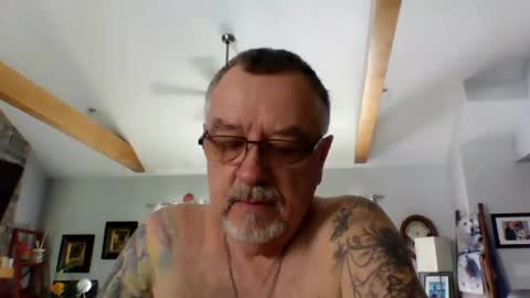 happynudist7373 online show from August 6, 1:31 pm