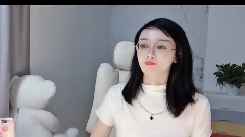 Daisy online show from March 3, 4:58 pm