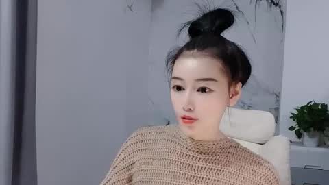 happysweety1688 online show from December 2, 9:29 am