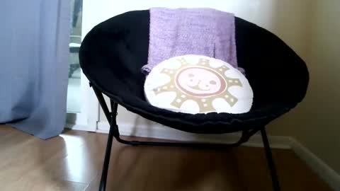 Leila online show from February 26, 9:51 pm