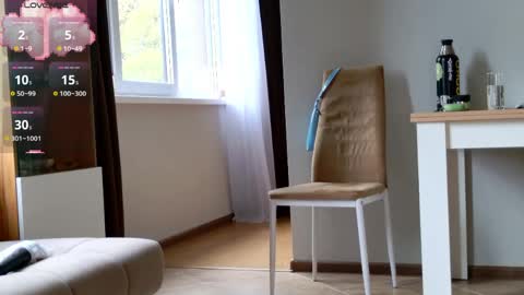 Molly and BaldMan online show from April 18, 1:46 pm