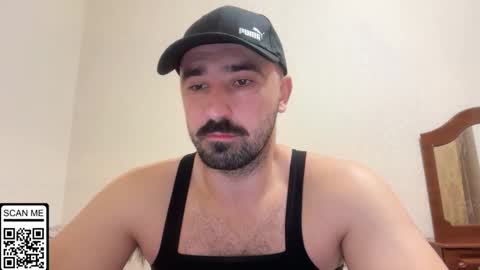 Snapshot of hard_to_obey chatting on October 11, 5:49 pm hard_to_obey online show from October 11, 5:49 pm