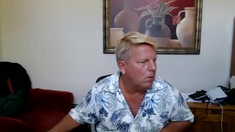 Steele and Cassie online show from July 12, 7:39 pm