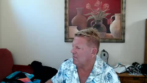 Steele and Cassie online show from June 24, 11:45 pm
