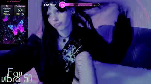 Snapshot of hardcore_hentai chatting on February 14, 12:25 pm Mia online show from February 14, 12:25 pm