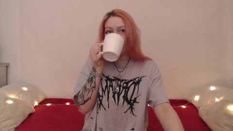 Emily online show from April 29, 10:25 pm