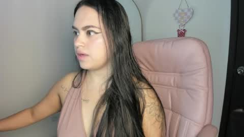 vanessa online show from May 16, 5:22 pm