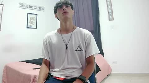 harry thomson online show from April 21, 2:13 pm