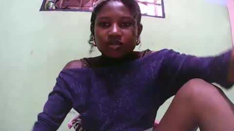 hasleyinah online show from February 18, 1:33 pm