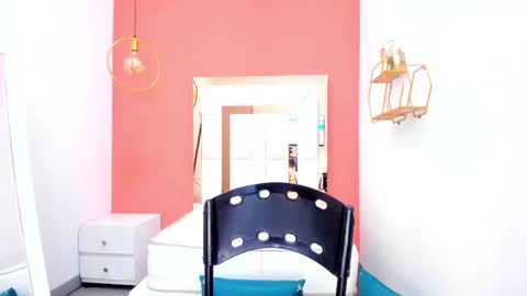 Nicky bac online show from February 12, 2:32 pm