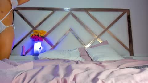 Hayami  online show from March 4, 3:37 pm