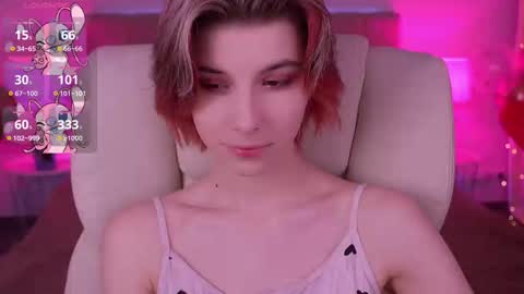 haylaamber online show from February 17, 7:04 am