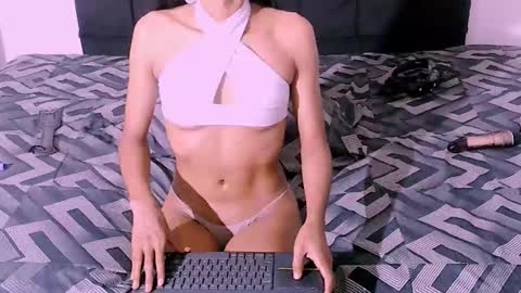 hayley_1111 online show from October 26, 2:45 am