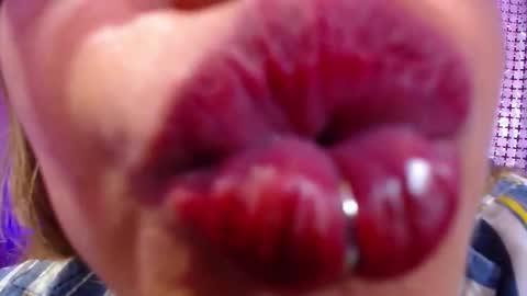 Snapshot of hazel_34 chatting on February 21, 8:07 am hazel online show from February 21, 8:07 am