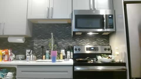 Hazel online show from February 26, 12:52 am