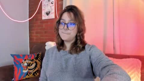 Snapshot of hazelbrownn23 chatting on October 20, 11:54 pm Hazel Brown online show from October 20, 11:54 pm