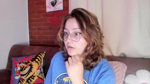 Snapshot of hazelbrownn23 chatting on September 11, 2:57 am Hazel Brown online show from September 11, 2:57 am