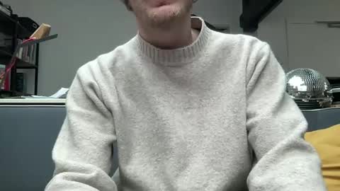 hchappel19 online show from February 13, 3:04 pm