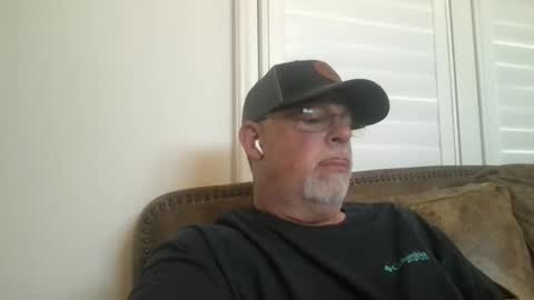 Hdeuce22 online show from May 18, 4:24 pm