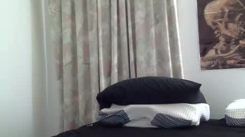 heatwavee online show from December 18, 7:53 pm