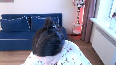 Heaven girl online show from November 19, 12:26 pm